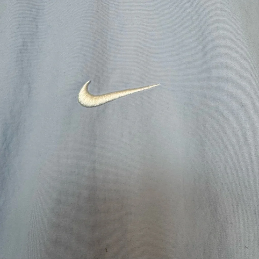 Nike Light Blue Hooded Windbreaker Jacket Women’s Medium‎ Drawstring Waist - Picture 10 of 10